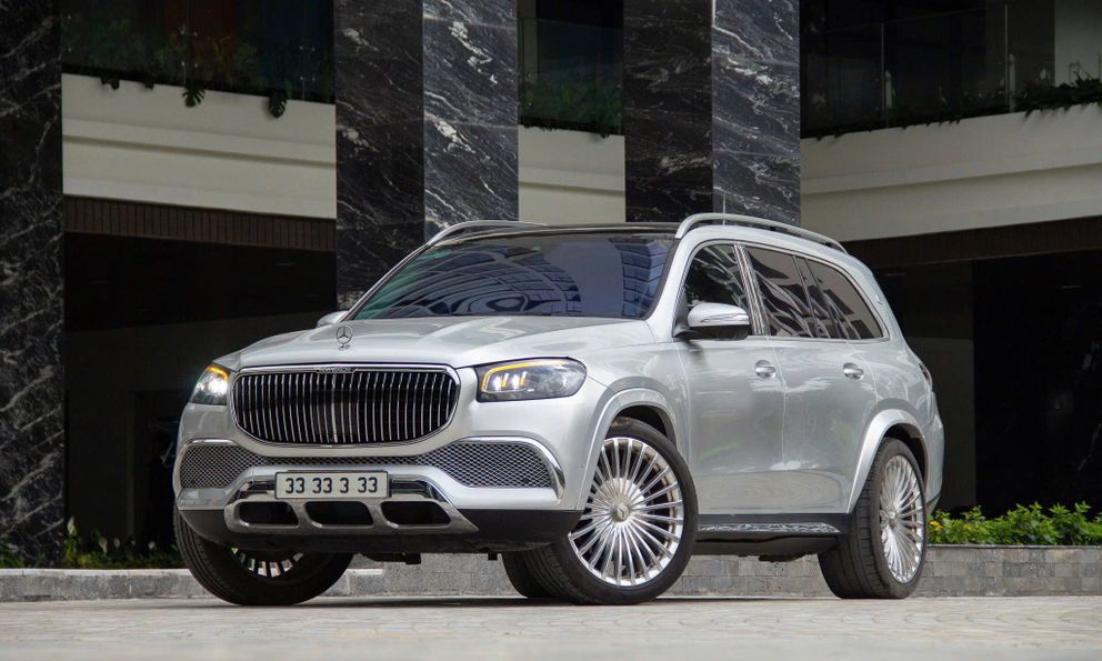 Chiếc xe trông giống Mercedes-Maybach GLS 600 này có giá bán lại gần 3,8 tỷ đồng: Chủ cũ độ nhiều chi tiết nhưng chừa lại nội thất 'zin'