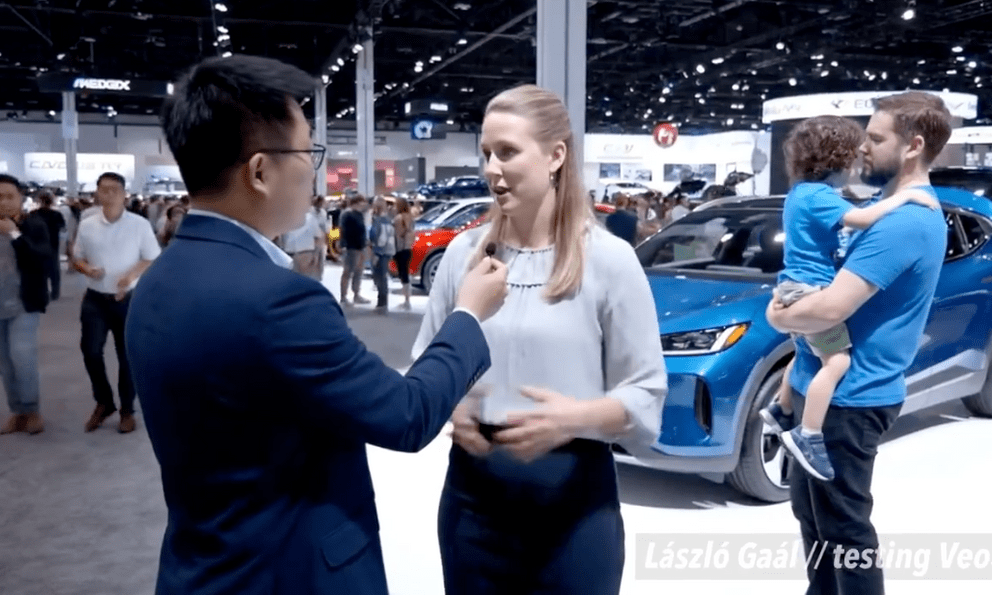 Triển lãm ô tô ‘hoành tráng’ này hoàn toàn do AI tạo ra, đáng sợ là bạn khó có thể phát hiện được