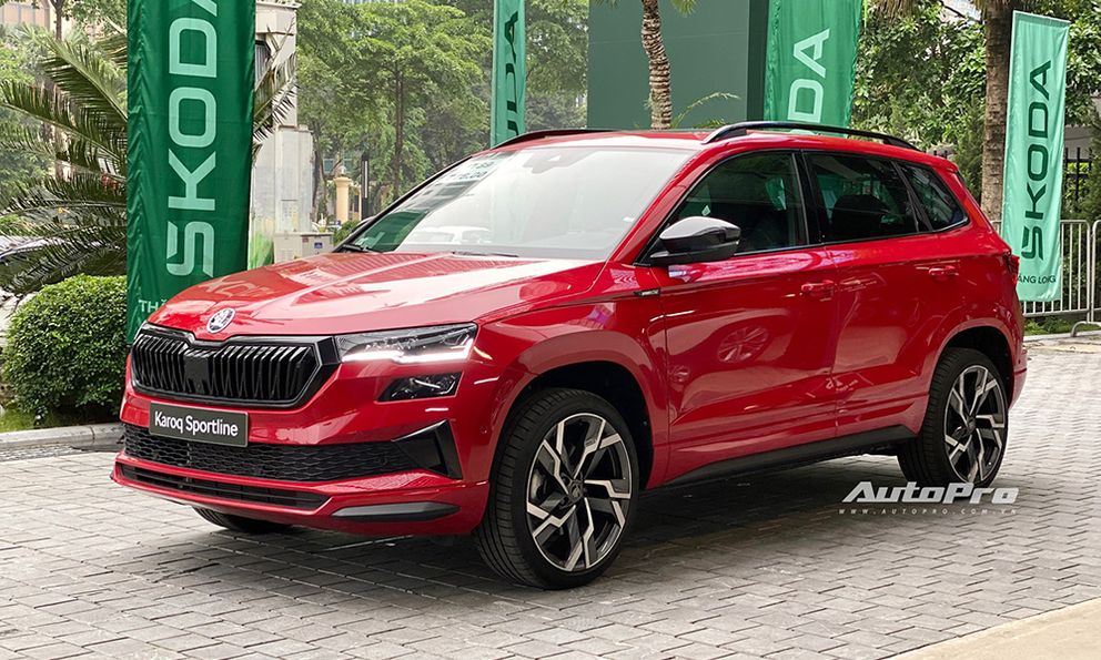 Skoda Karoq 2025 ra mắt Việt Nam: Giá từ hơn 1 tỷ đồng, có bản thể thao, thêm ADAS và nhiều công nghệ khác cạnh tranh CX-5