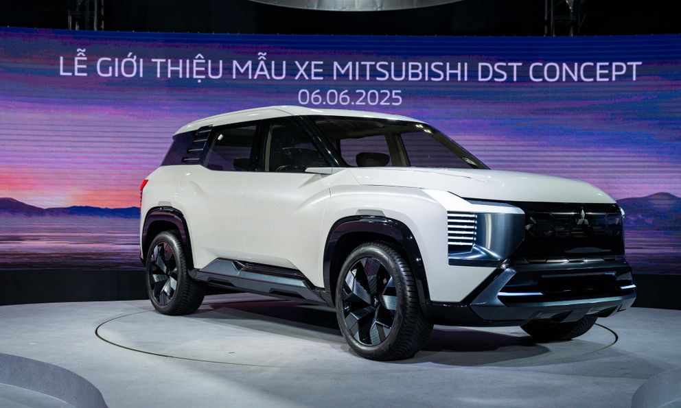 Mitsubishi DST Concept ra mắt Việt Nam: Mẫu xe 7 chỗ mới dễ thay thế Outlander, nhiều điểm giống Xforce, có ADAS