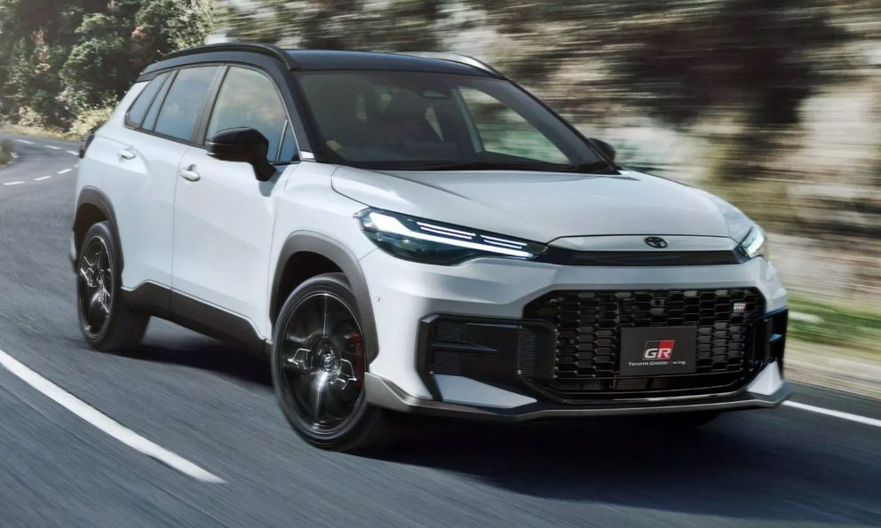 Sếp Toyota thừa nhận Corolla Cross mới vẫn chưa hoàn hảo, cần cải thiện một yếu tố nếu muốn bán tốt hơn ở thị trường này