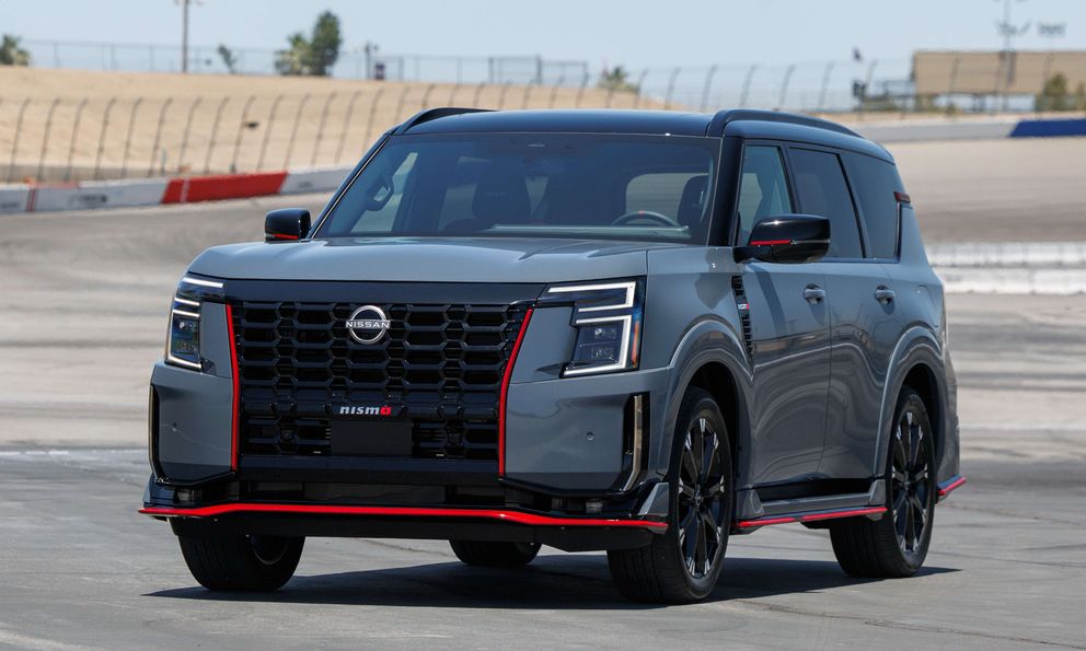 Ảnh thực tế Nissan Patrol bản thể thao vừa ra mắt: Bodykit hầm hố, động cơ gần 500 mã nhưng không còn 'cửa' về Việt Nam