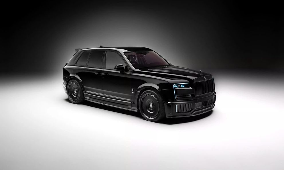 SUV siêu sang Rolls-Royce Cullinan có gói độ mới: Giá gấp 1,5 lần tiền mua xe, ngoại thất toàn sợi carbon, mâm 24 inch