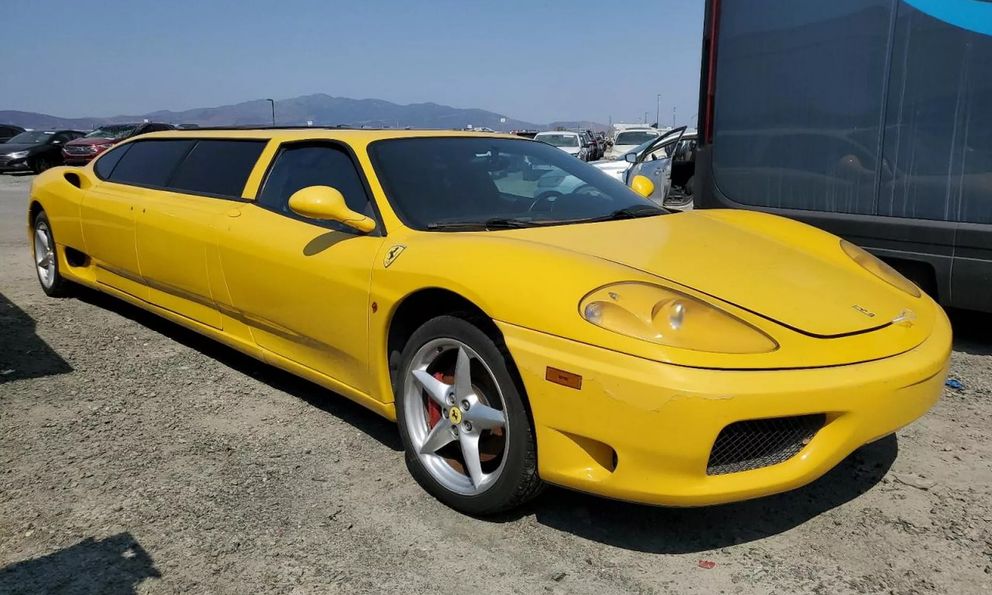 Chiếc Ferrari này nhìn thì hay nhưng rao bán mãi nhiều năm không được, lý do lại đến từ bản độ cực kỳ tâm huyết và độc đáo