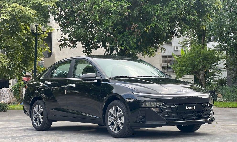 Giá Hyundai Accent có 'đáy' mới tại đại lý: Bản cao cấp giảm 84 triệu đồng, giá thực tế rẻ ngang Vios bản giữa