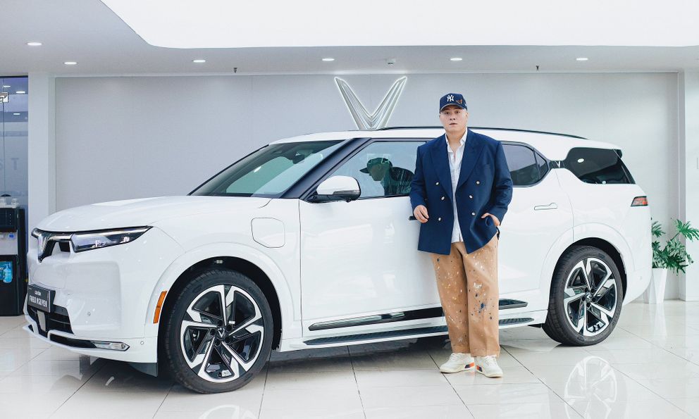 Có Range Rover rồi vẫn sắm thêm VinFast VF 9, Fabo Nguyễn nay có bộ sưu tập 3 chiếc xe của thương hiệu Việt