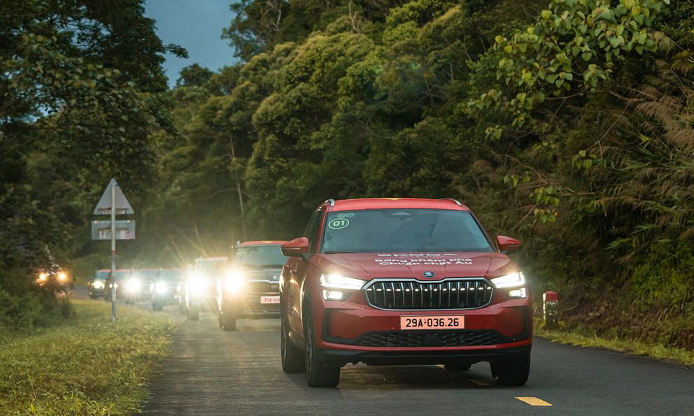 Đoàn xe Skoda vượt 400km tới Buôn Ma Thuột: Băng rừng, xuyên mưa trắng trời mới thấy rõ khung gầm quan trọng thế nào