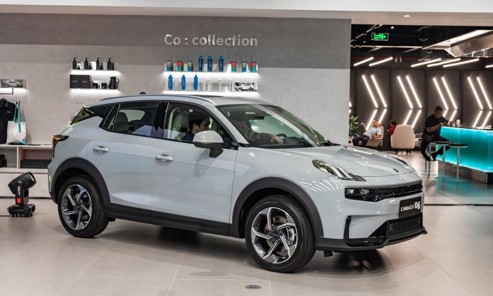 Xe của Thương hiệu mới được yêu thích nhất: Lynk & Co 06 tách top, bỏ xa nhóm xe Trung Quốc còn lại nhưng thế trận có thể đảo chiều phút chót!