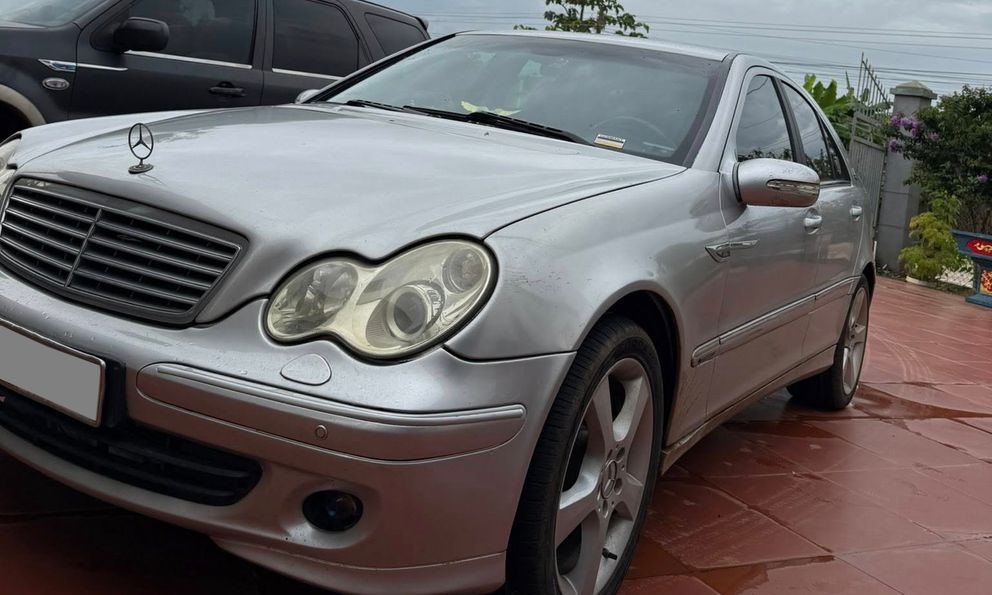 Mercedes-Benz C 240 rao bán chỉ 80 triệu đồng: Cơ hội 'trả thù quá khứ' dành cho ai có ngân sách chỉ đủ mua Honda SH