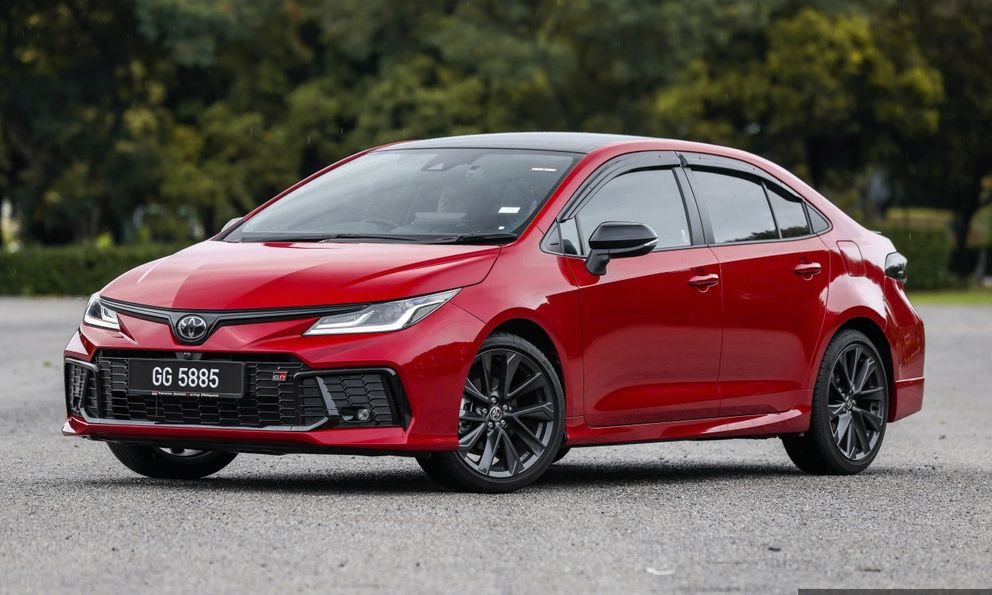 Đang ế tại Việt Nam nhưng Corolla Altis có thêm bản thể thao 'cực ngầu' tại quốc gia ĐNÁ này