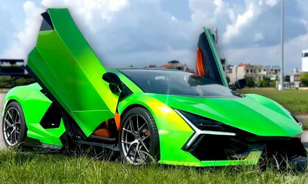 Làm Lamborghini Revuelto từ xe Nissan phế liệu, nhóm YouTuber Quảng Ninh được báo quốc tế ca ngợi: 'Hoàn toàn thuyết phục' 
