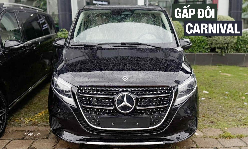 Ảnh thực tế Mercedes-Benz V-Class 2025 gần 3,4 tỷ đồng tại đại lý: Đắt bằng 2 chiếc Carnival cao cấp, đổi lại nhiều trang bị xịn từ tiêu chuẩn