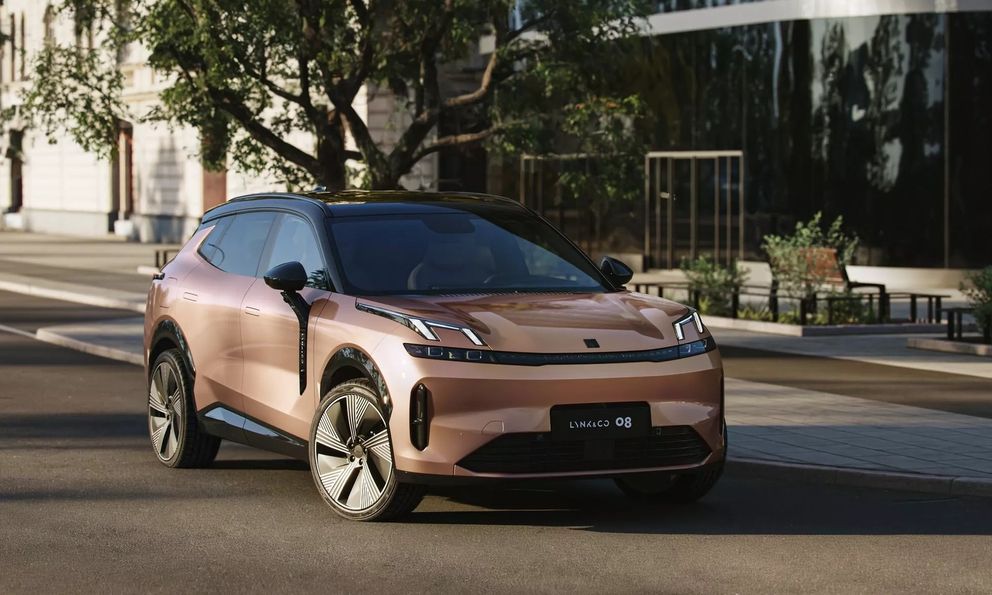 Lynk & Co 08 chốt ra mắt Việt Nam tháng này: Dự kiến 2 bản, đều PHEV, chạy 1.400km với đầy bình xăng điện