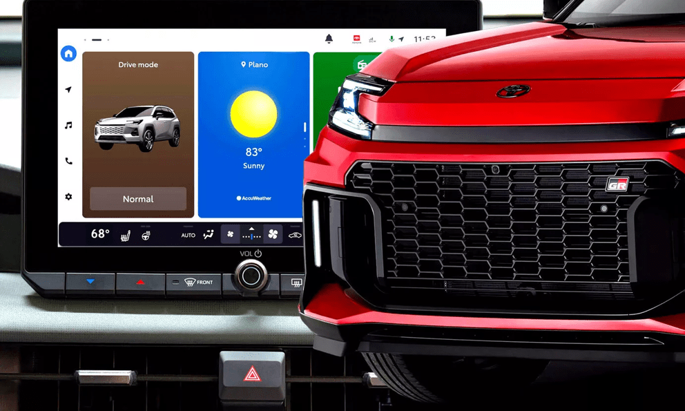 Xe Toyota nâng cấp hệ thống giải trí với nhiều tính năng mới: Đồng hồ kiểu Audi, màn 12,9 inch đổi hoàn toàn giao diện