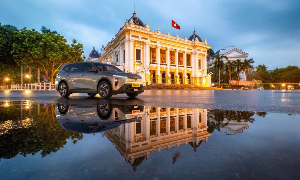 VinFast Limo Green gia nhập dịch vụ xe 7 chỗ đầu tiên của Xanh SM, có hẳn 2 màu riêng để phân biệt