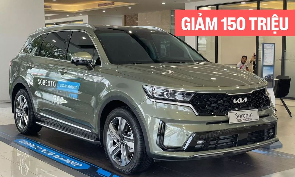 Kia Sorento PHEV giảm 150 triệu đồng tại đại lý: Giá thực tế rẻ hơn ban đầu 410 triệu đồng nhưng người mua phải đánh đổi 2 điều