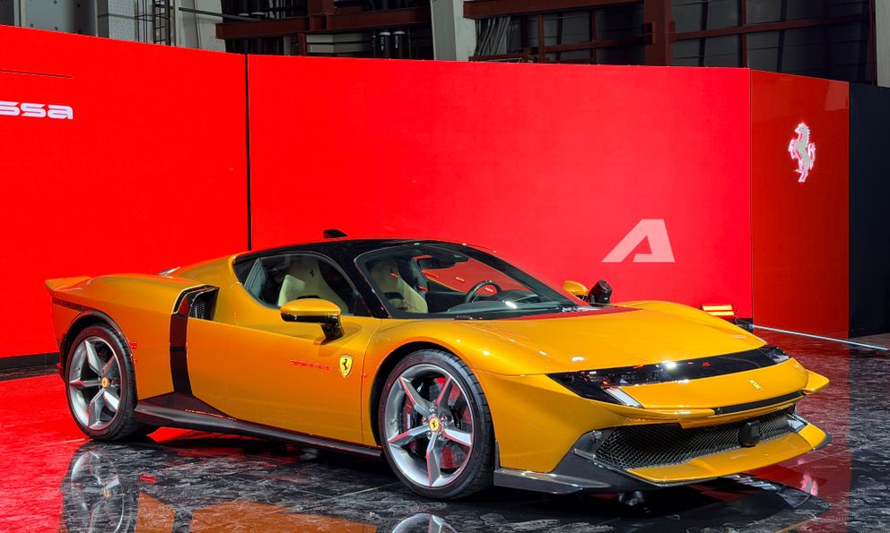 Sang Thái xem Ferrari 849 Testarossa về Việt Nam năm sau: Giá từ 35 tỷ đồng, số lượng giới hạn, đã có khách Việt đầu tiên đặt mua