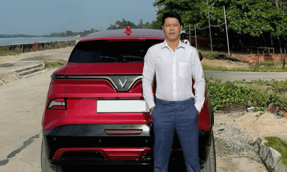 VinFast VF 6 giúp ông chủ cửa hàng điện nước “nhân đôi thu nhập” sau vài tháng và sắm thêm hai xe mới