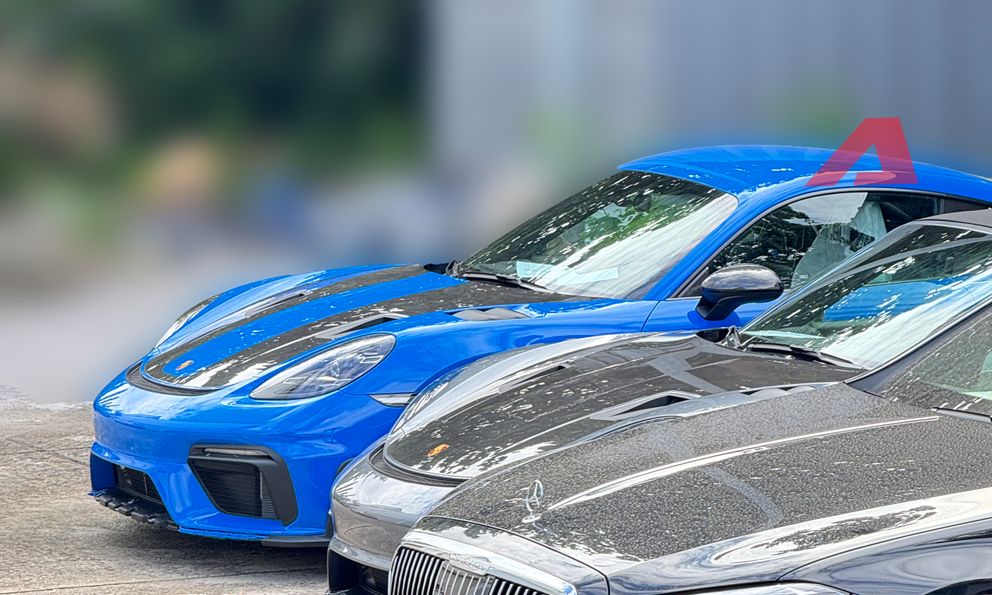 Lộ ảnh bộ đôi Porsche 718 RS đầu tiên về Việt Nam: Giá từ gần 12 tỷ nhưng vẫn gập mui bằng tay, dành cho dân chơi đích thực