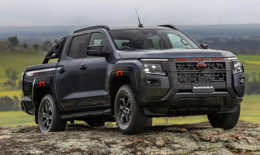 Nissan Navara ra mắt: 'Ruột' Mitsubishi Triton, thiết kế khác biệt, bản Pro4X cực ngầu cạnh tranh Ranger