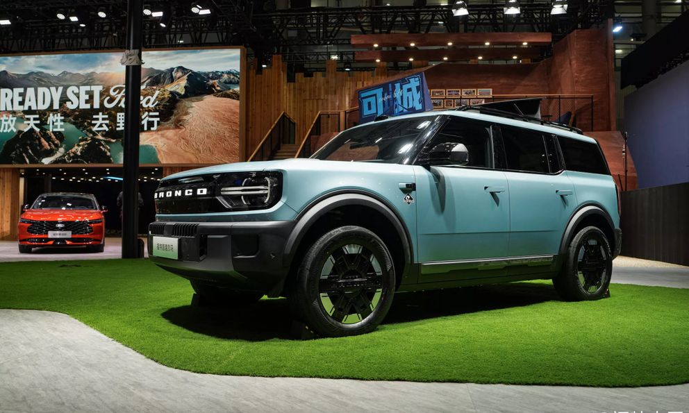 Ford Bronco lần đầu có bản thuần điện: Giá quy đổi ngang Territory tại Việt Nam, chạy 650km/sạc