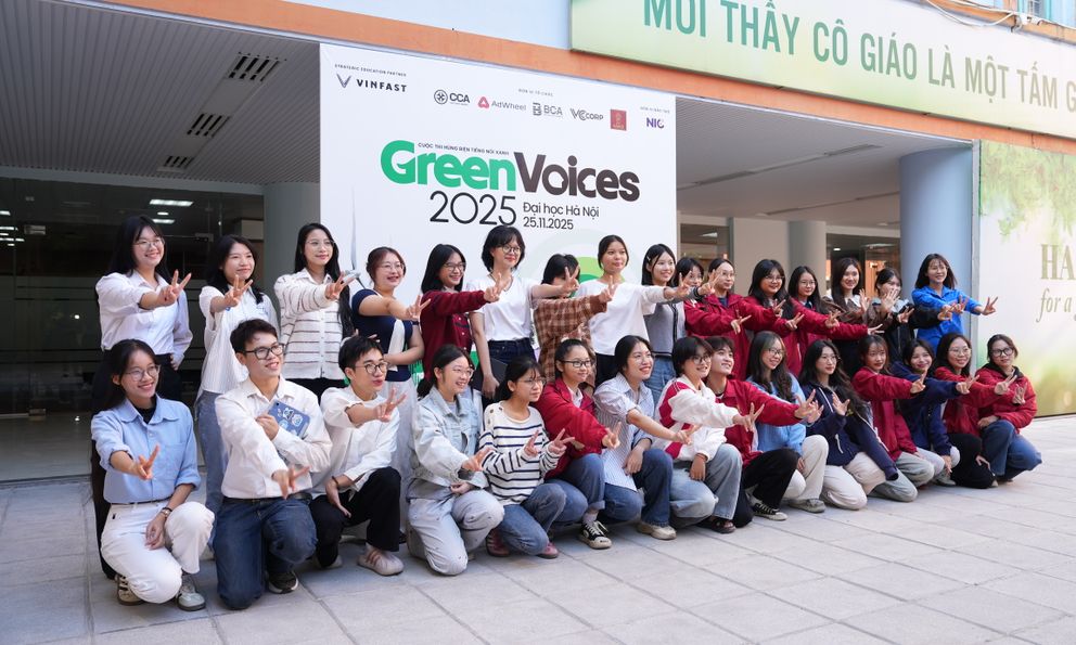 “Không ép ai đi xe điện” – nhưng vì sao sinh viên Hà Nội vẫn khẳng định đây là lựa chọn kinh tế và hợp lý nhất lúc này?