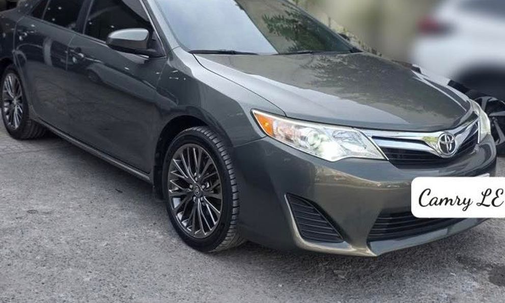 Bỏ 650 triệu đồng mua được Camry nhập Mỹ: Chỉ ngang tiền lăn bánh City bản 'full', 10 túi khí, từng là ao ước của nhiều người Việt