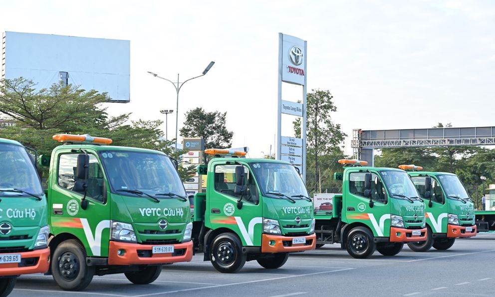 VETC 'lấn sân' cứu hộ ô tô: 299.000 đồng/năm, cẩu kéo 100km, tuyên bố phủ sóng tận xã phường