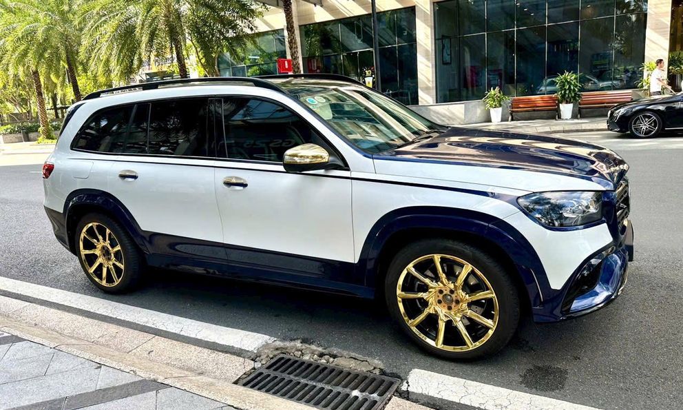 Chiếc Mercedes-Benz GLS 450 này kén người nhưng đổi lại đủ nổi bật và hiếm: Độ tổng cộng hết 5 tỷ, mạ vàng hết 3 tỷ mà bán lại 'chỉ' 4 tỷ đồng