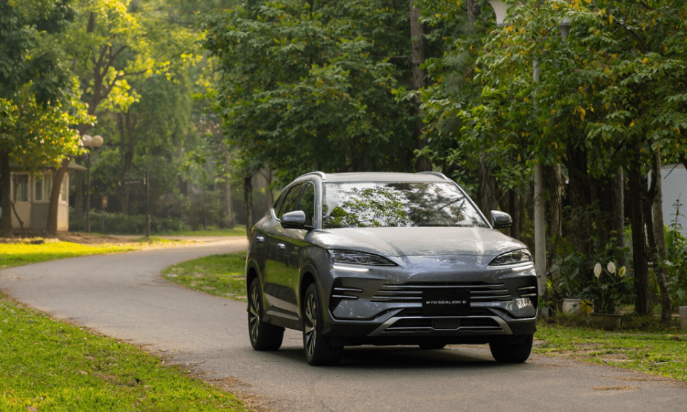 BYD Việt Nam tăng tốc năm 2026: Sắp ra mắt thêm 4 mẫu xe điện và hybrid, mở rộng mạnh hệ thống đại lý