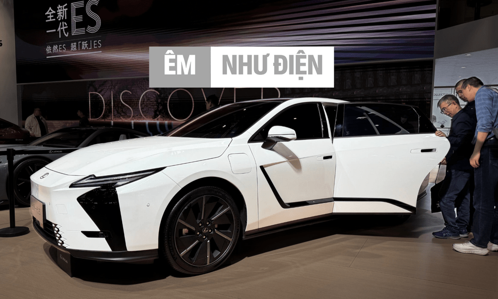 Xem trước Lexus ES 500e sắp ra mắt Việt Nam: Sedan thuần điện đi hơn 600 km/sạc, trang bị hàng ghế sau dễ ghi điểm đại gia Việt