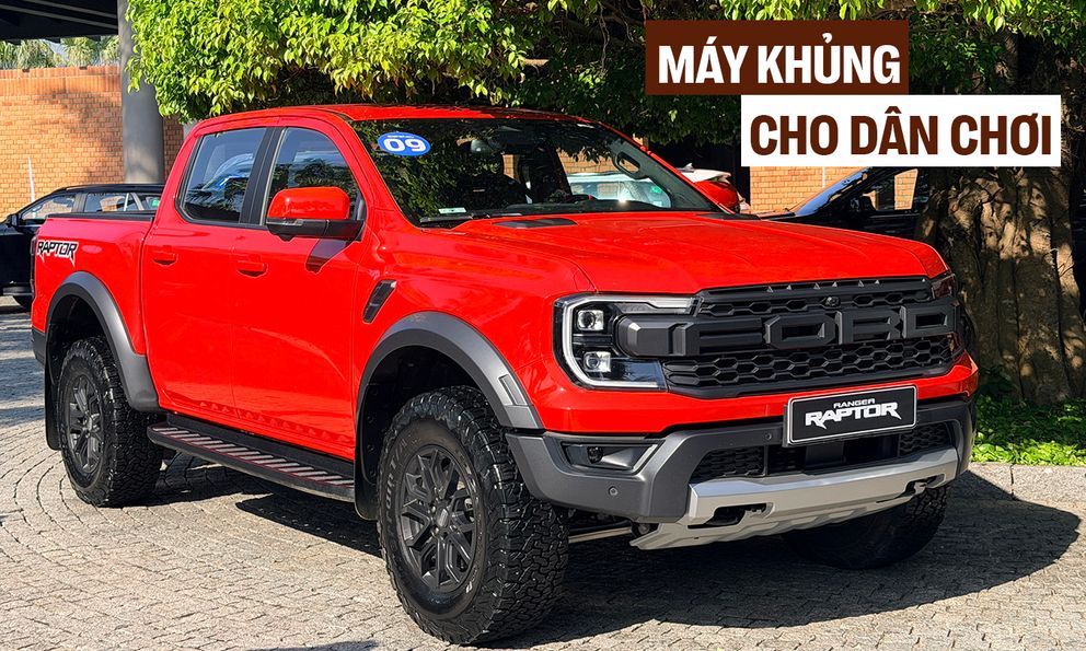 Ảnh thực tế Ford Ranger Raptor 2026 tại Việt Nam: Máy xăng mạnh gần 400 mã lực, loa B&O, ống pô tùy chỉnh âm thanh