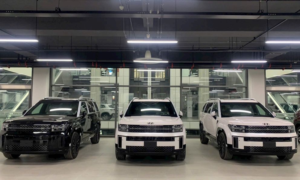 Mặt bằng giá xe Hyundai thay đổi: Santa Fe hỗ trợ 220 triệu, Tucson và Creta tăng mức giảm