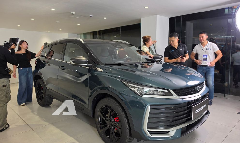 Geely Coolray 2026 ra mắt Việt Nam: Giá từ 499 triệu đồng, thiết kế tối giản, màn hình lớn hơn, vẫn có ADAS cạnh tranh Creta, Seltos