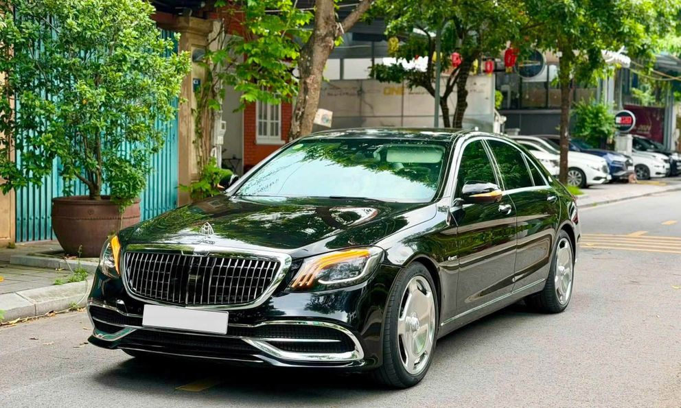 Cầm hơn 1 tỷ có thể mua chiếc 'Maybach' này thay vì Toyota Camry đời mới: Dùng máy V6 3.0L, thiết kế sang chảnh