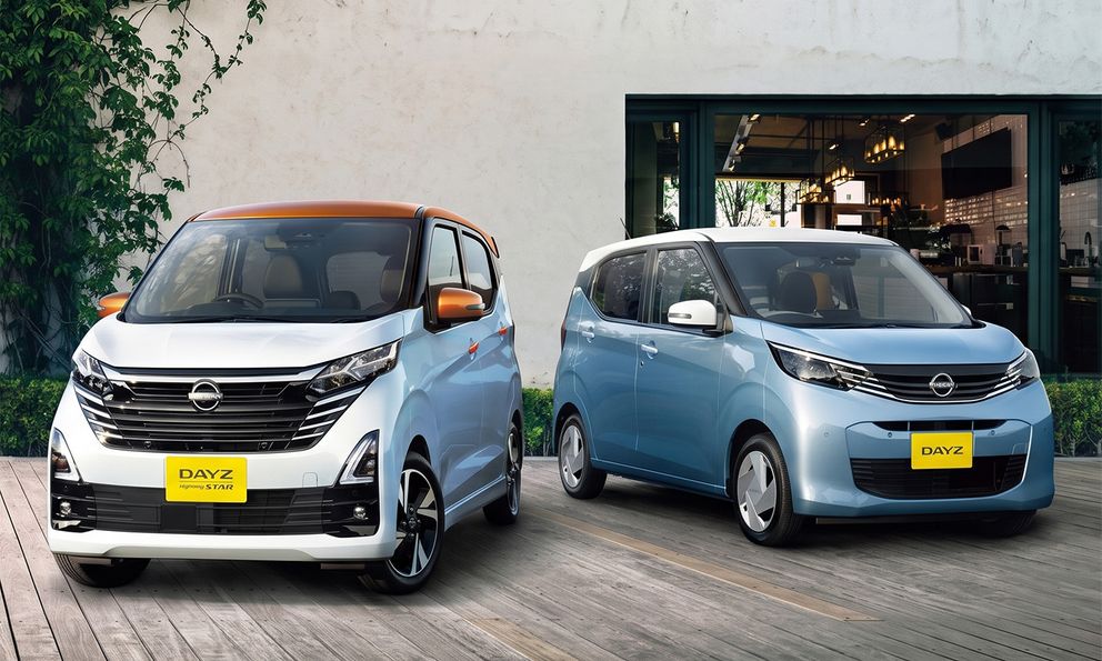 Chiếc Nissan giá quy đổi hơn 240 triệu đồng này quá hợp cho gia đình nhỏ thích đi phượt: 4 chỗ, 2 cầu, tiện nghi ổn, ADAS ‘ngon’