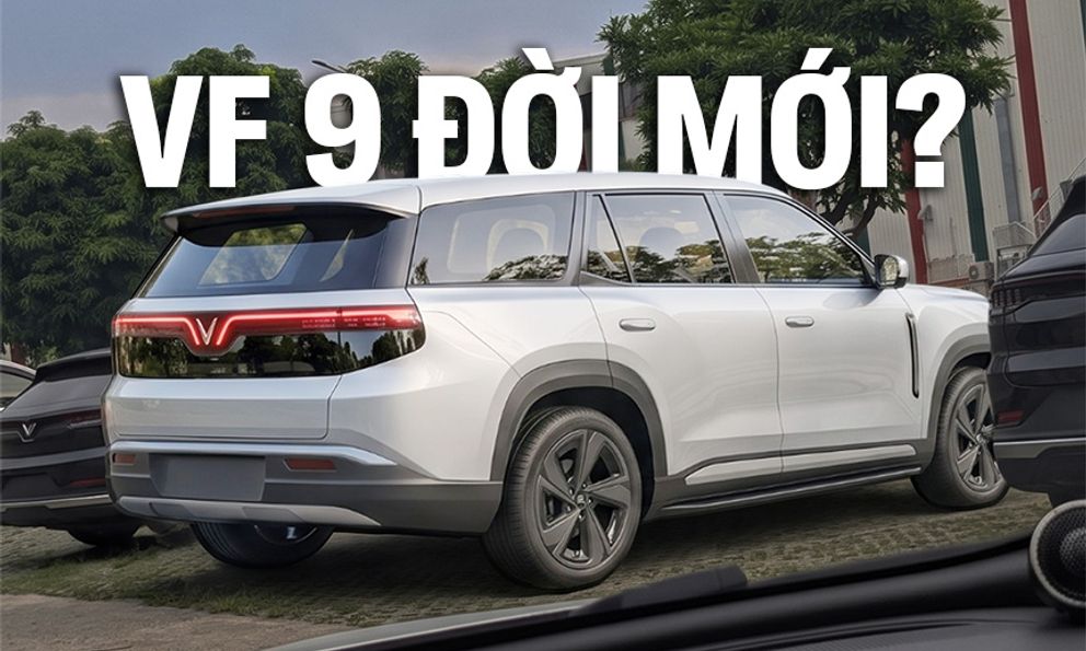 SUV cỡ lớn mới lộ diện trong nhà máy VinFast: Dáng bề thế, gầm cao hơn VF 9, đồn đoán là EREV như VF Wild