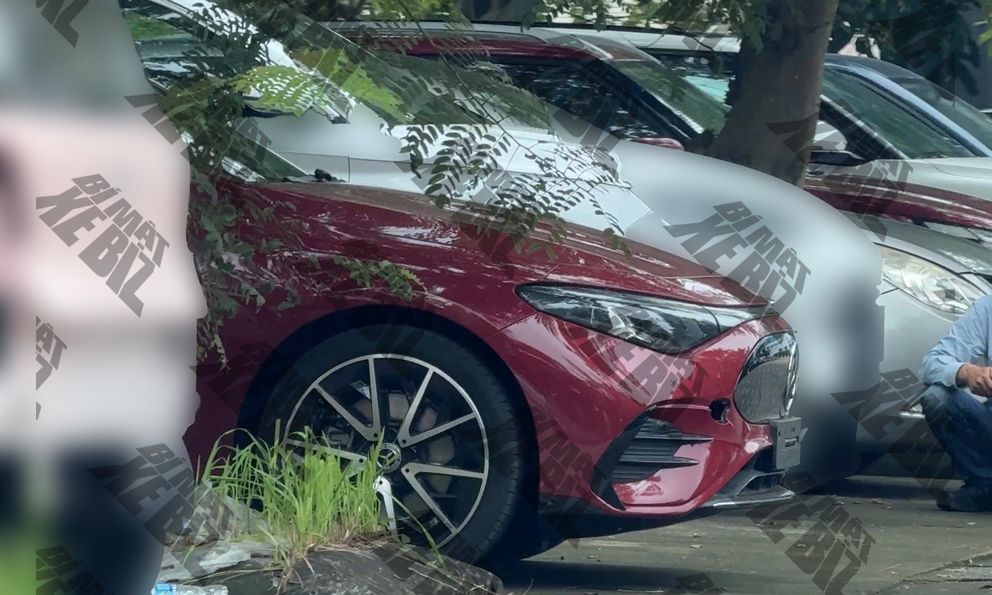Mercedes-Benz CLA 200 EV giá dưới 1,7 tỷ xuất hiện tại Hà Nội: Có gói thể thao AMG, đi hơn 500km/sạc