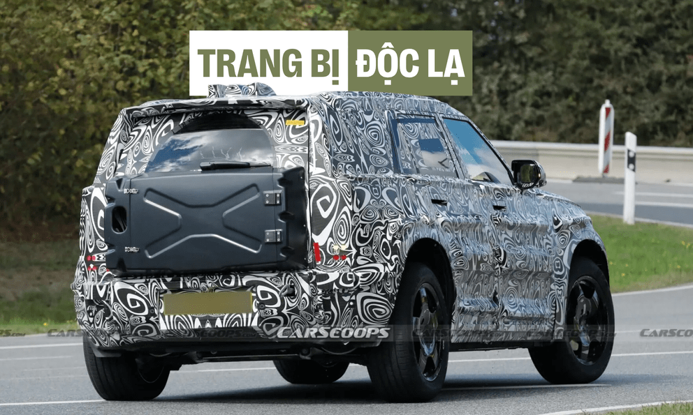 'Tiểu' Land Rover Defender xuất hiện trên đường thử với cửa sau độc lạ