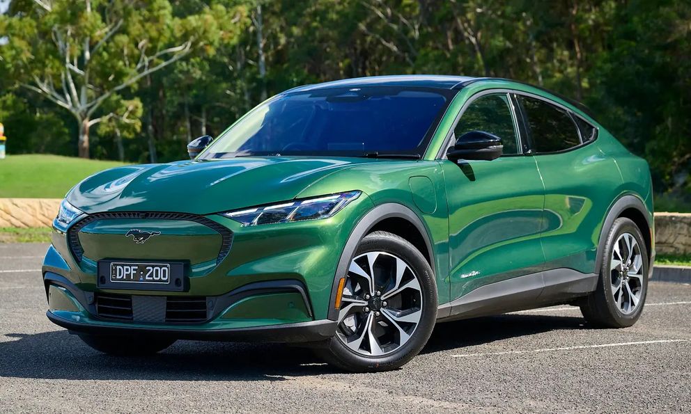 Ford thừa nhận Mustang Mach-E bán thua cả Porsche 911 vì nguyên nhân này