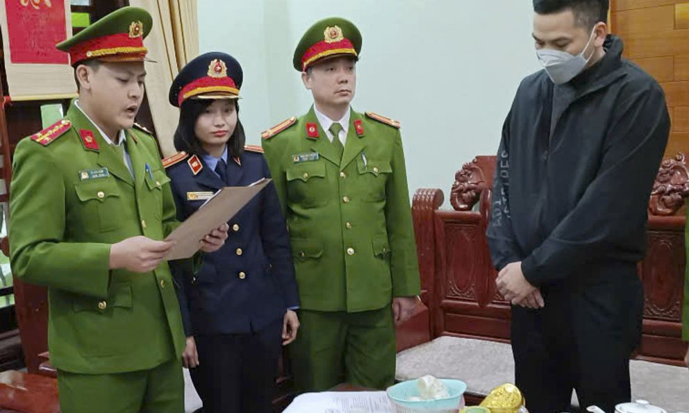 Quảng Bình: Phá vụ án mua bán trái phép trăm tỷ tiền hóa đơn