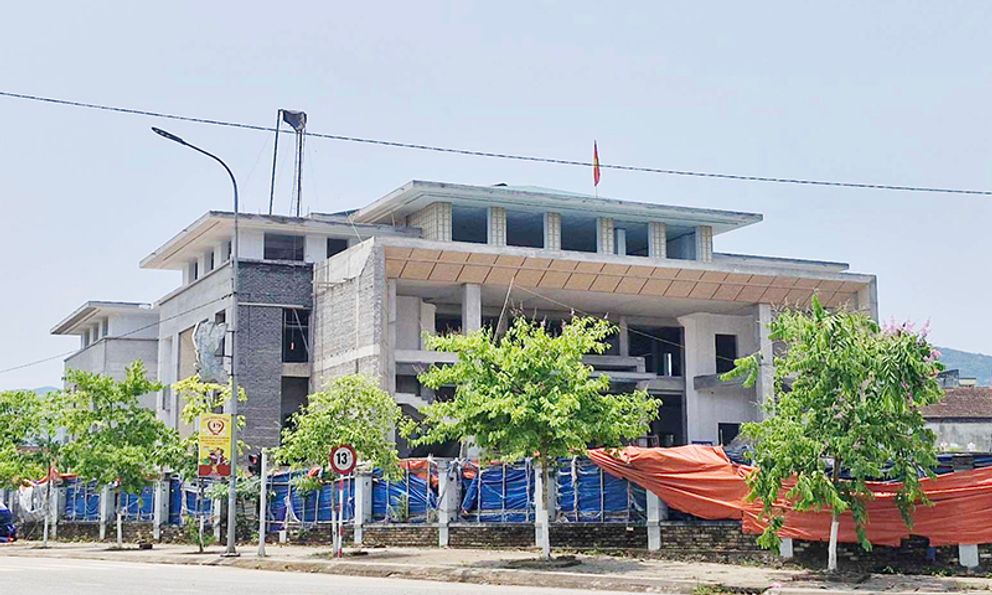 Quảng Bình cho phép tiếp tục thi công nhiều trụ sở 