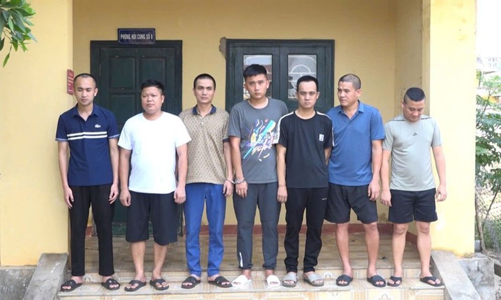 Công an 2 tỉnh phối hợp triệt phá đường dây cá độ bóng đá trên 300 tỷ đồng