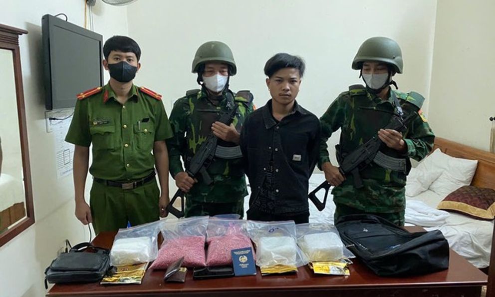 Quảng Trị: Bắt đối tượng vận chuyển 40.000 viên ma túy tổng hợp và 3kg ma túy đá