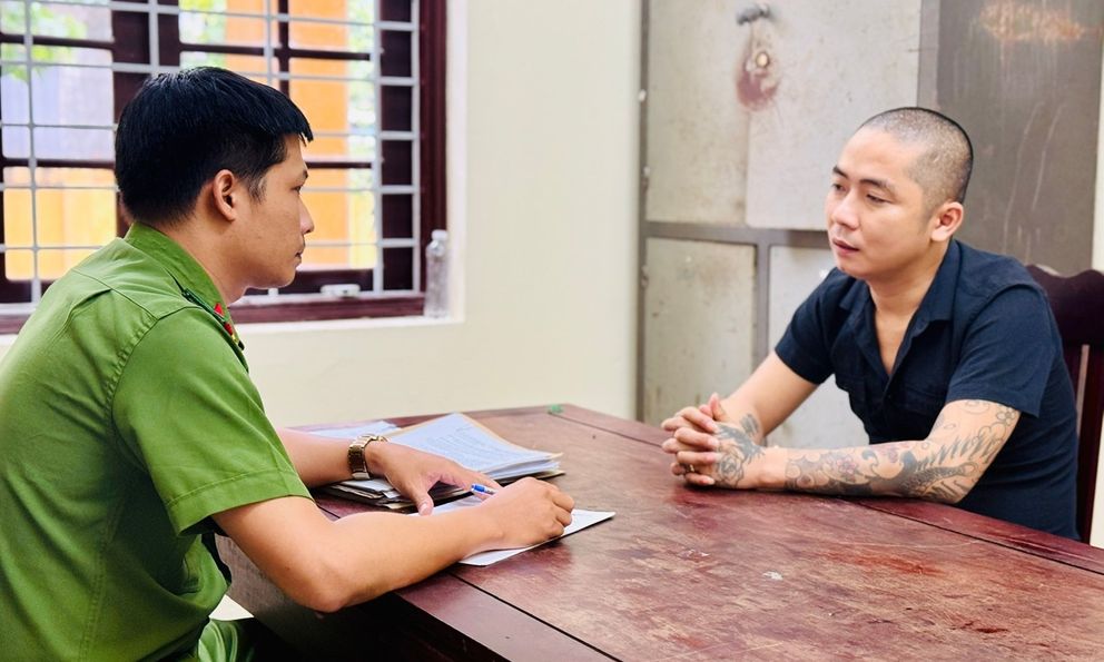  Bắt giữ đối tượng dùng kiếm chém người trọng thương
