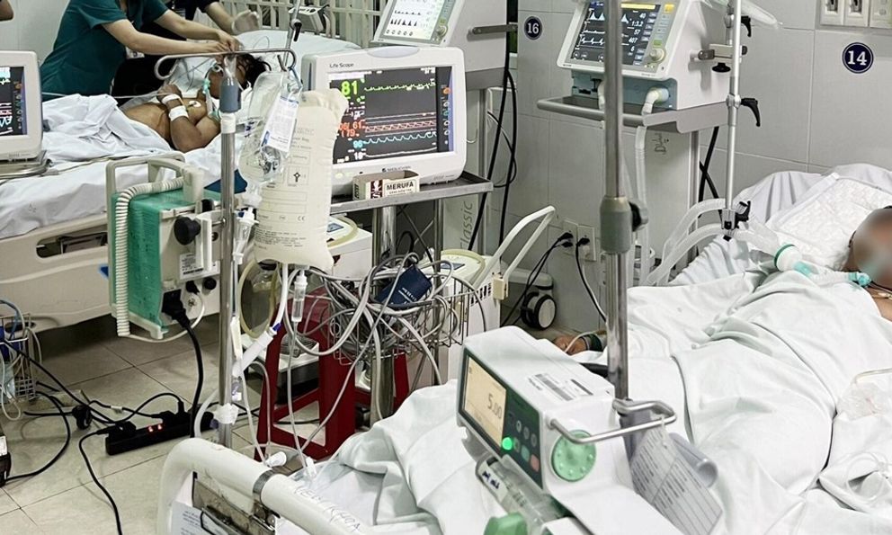 Số ca ngộ độc sau đám giỗ ở Huế tăng lên 19 người