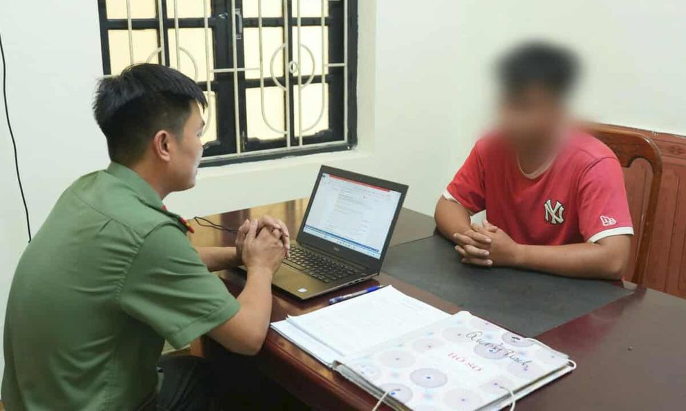 Vận động 3 đối tượng liên quan đến tổ chức hoạt động tại Campuchia ra đầu thú