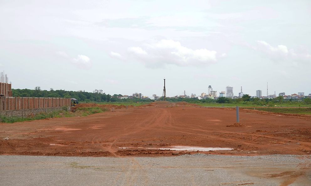 Đường nối từ trung tâm đi sân bay Đồng Hới: Gặp vướng mắc trong thi công