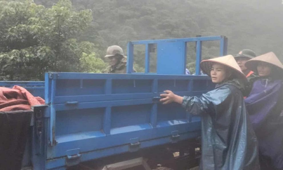 Quảng Trị: Mưa lớn gây chia cắt nhiều khu vực, nguy cơ sạt lở cao