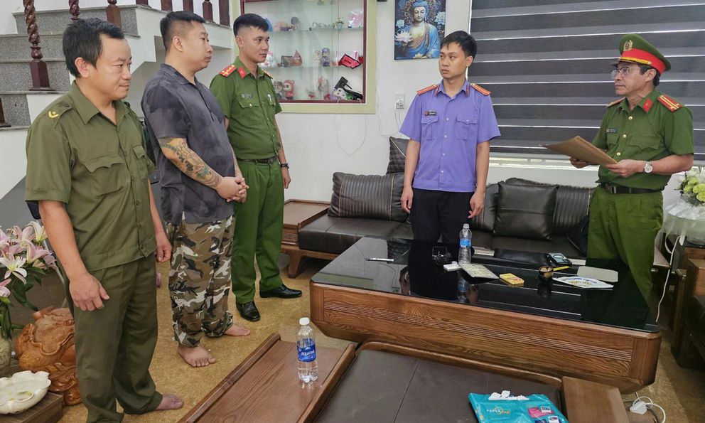 Quảng Trị: Bắt nhóm đối tượng cho vay lãi 'cắt cổ'